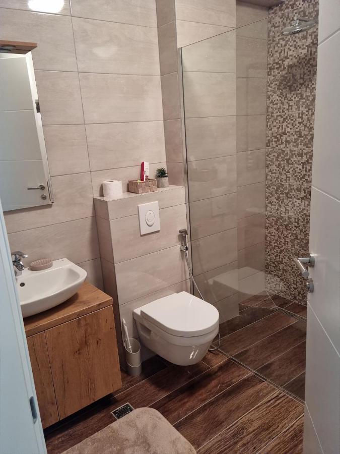 Apartman Kami トゥズラ エクステリア 写真